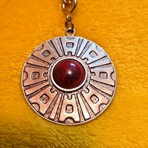 Sarah Coventry Vintage Medallion Pendant Necklace